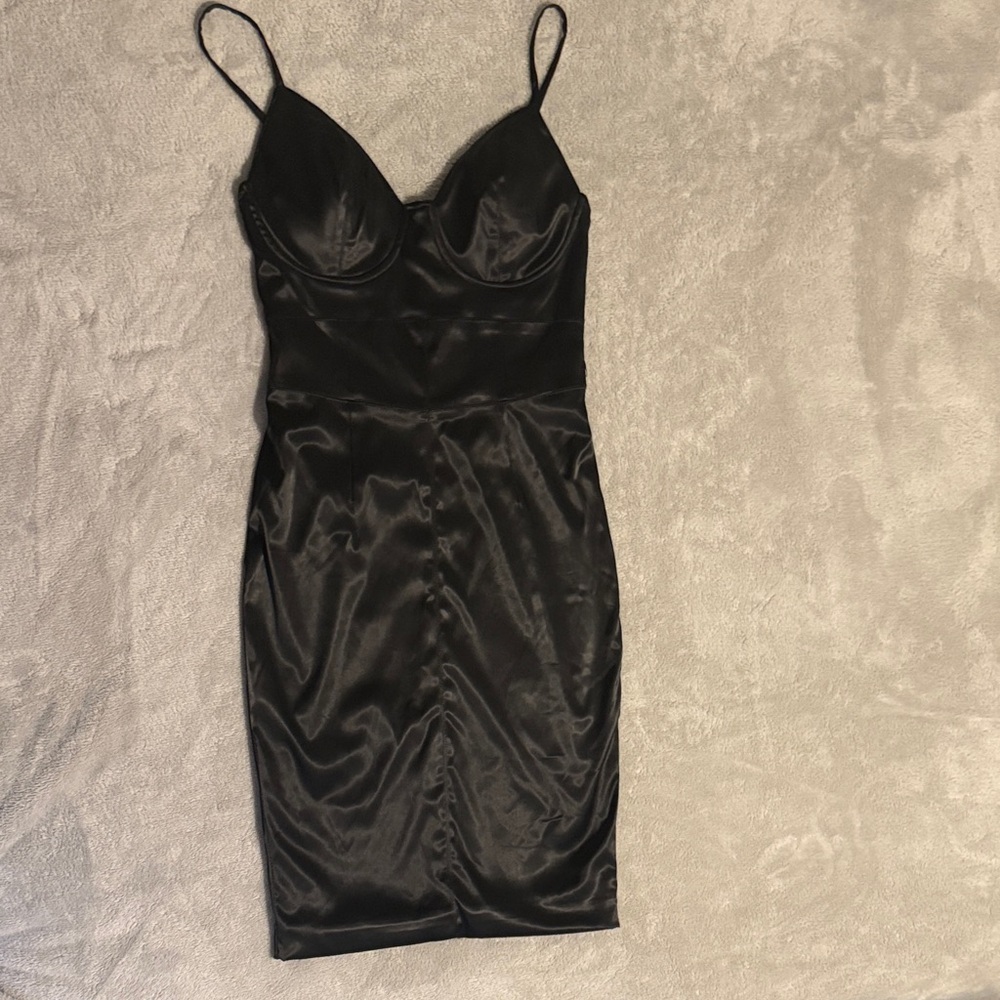 BEBE SATIN SEAM DETAIL PENCIL DRESS